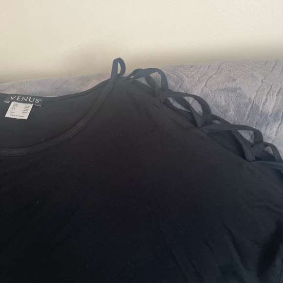 Venus black long sleeved shirt, L, cold shoulder with cross cross detail, - Picture 3 of 4